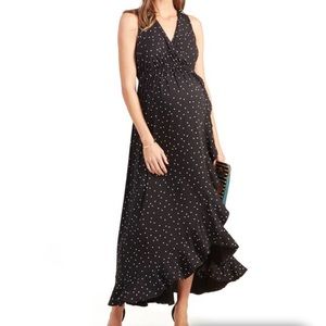Ingrid& Isabel maxi maternity dress